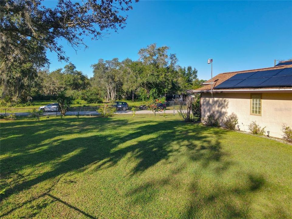 Activo con contrato: $320,000 (3 camas, 2 baños, 1332 Pies cuadrados)