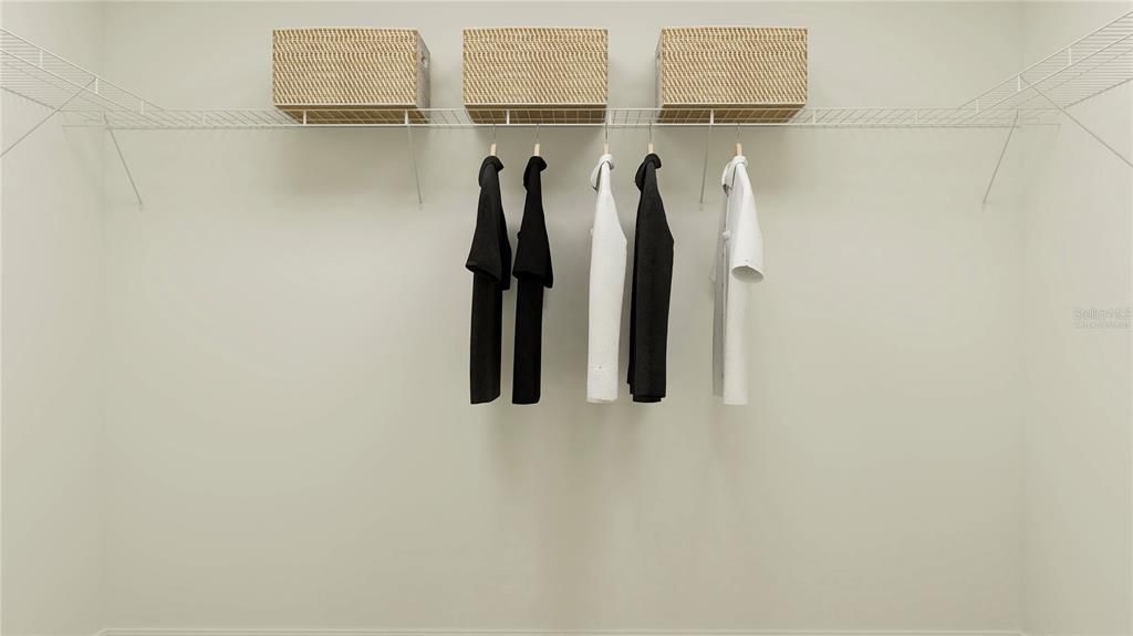 合同活跃: $427,473 (4 贝兹, 3 浴室, 2205 平方英尺)