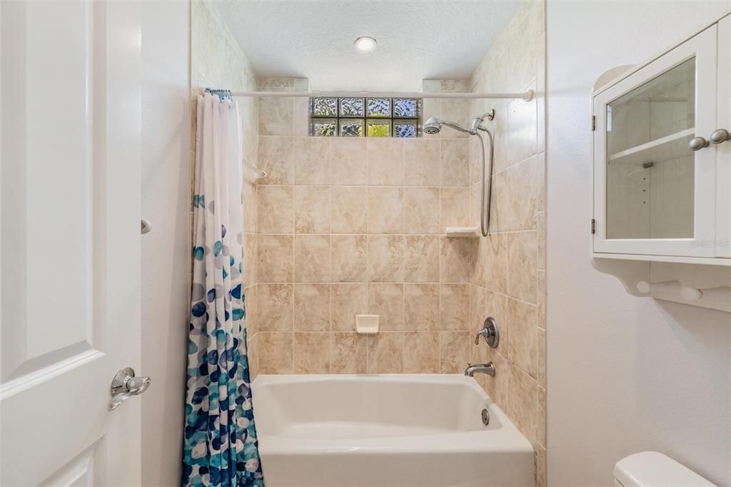 待售: $1,015,000 (5 贝兹, 3 浴室, 3694 平方英尺)