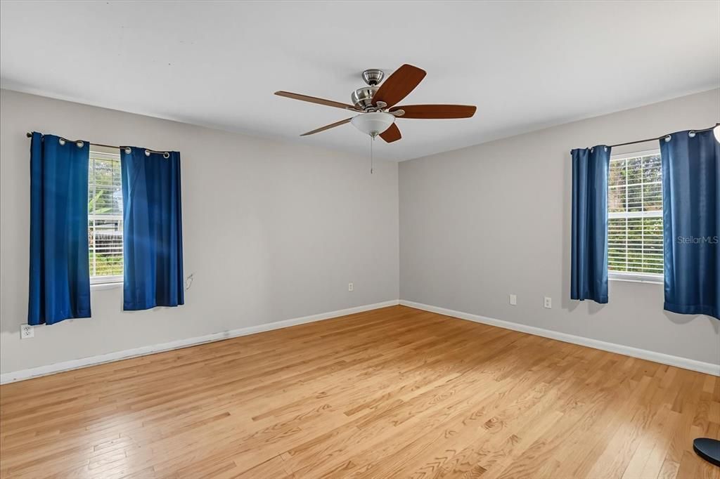 待售: $362,000 (3 贝兹, 2 浴室, 2108 平方英尺)