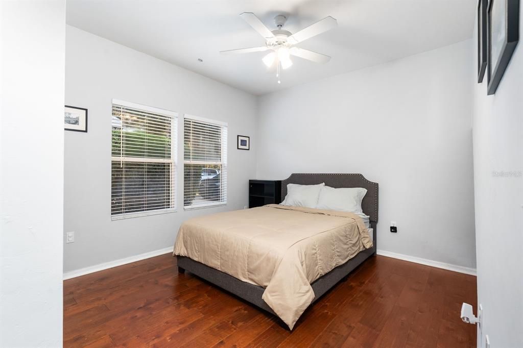 For Sale: $499,900 (5 beds, 3 baths, 2803 Square Feet)