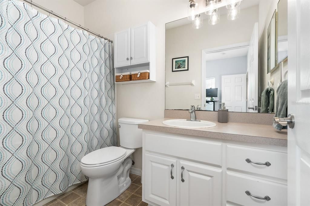 For Sale: $499,900 (5 beds, 3 baths, 2803 Square Feet)