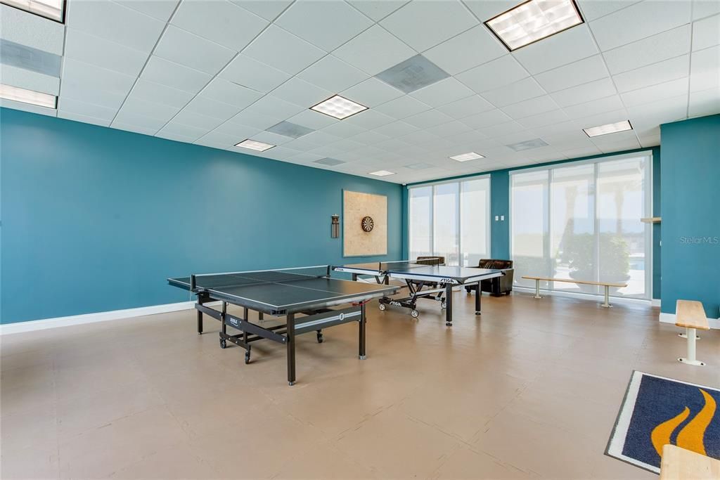 На продажу: $399,000 (2 спален, 2 ванн, 1843 Квадратных фут)