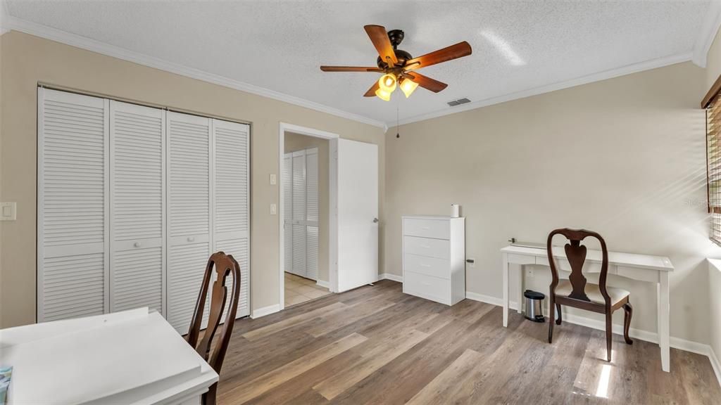 На продажу: $164,900 (3 спален, 2 ванн, 1506 Квадратных фут)