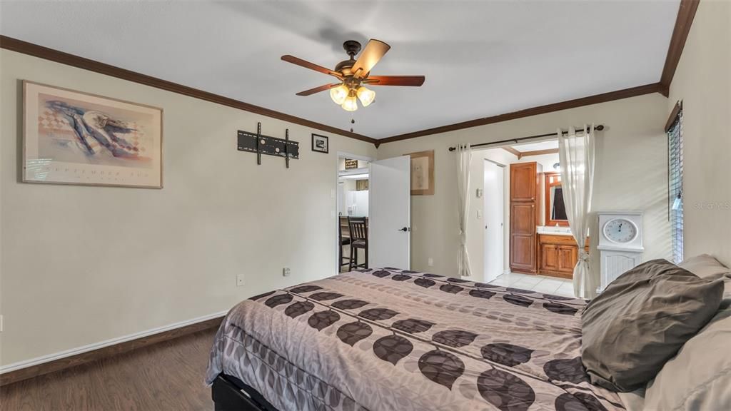 На продажу: $164,900 (3 спален, 2 ванн, 1506 Квадратных фут)