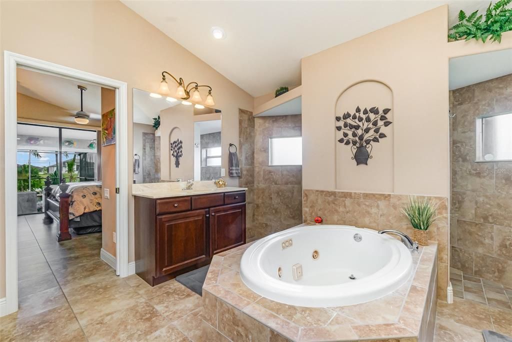 待售: $679,000 (3 贝兹, 2 浴室, 1787 平方英尺)