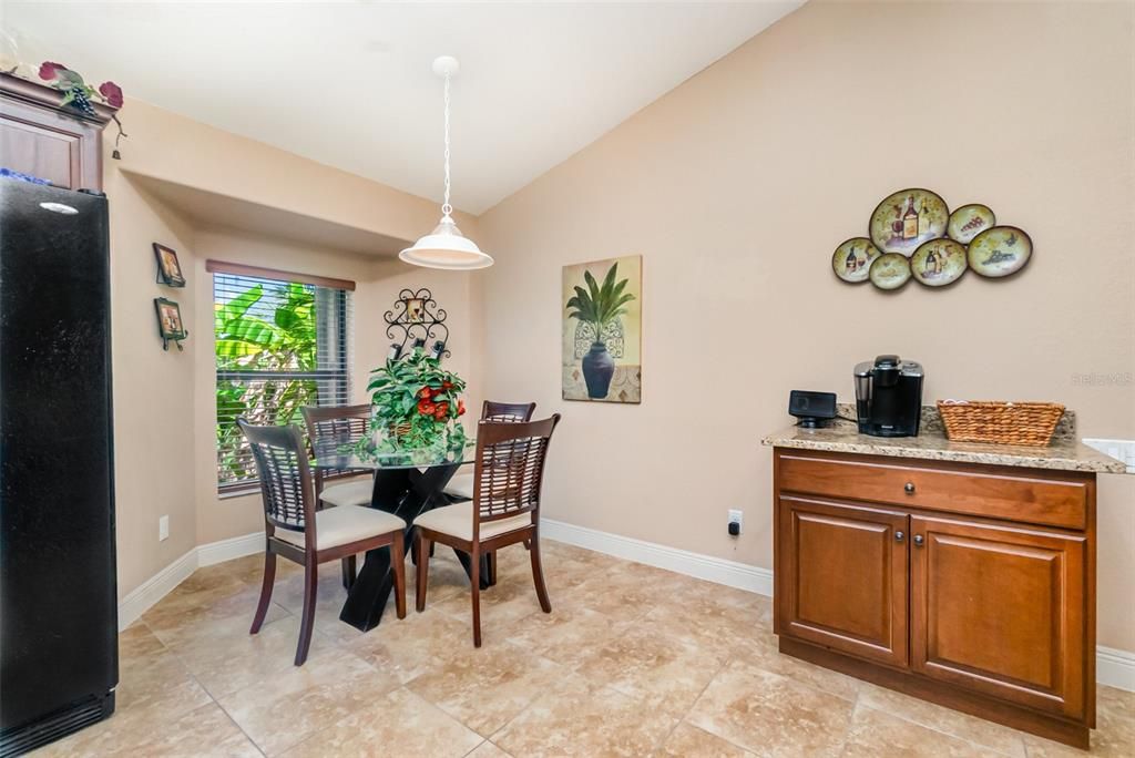 待售: $679,000 (3 贝兹, 2 浴室, 1787 平方英尺)