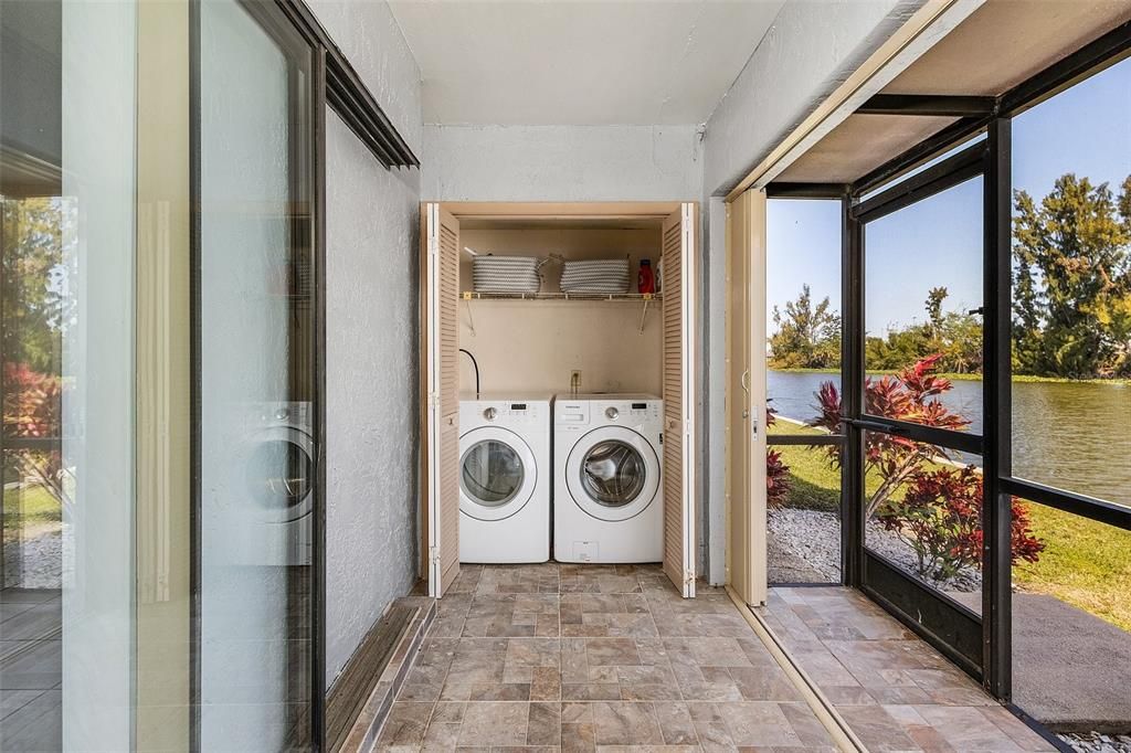 For Sale: $215,000 (2 beds, 2 baths, 1154 Square Feet)