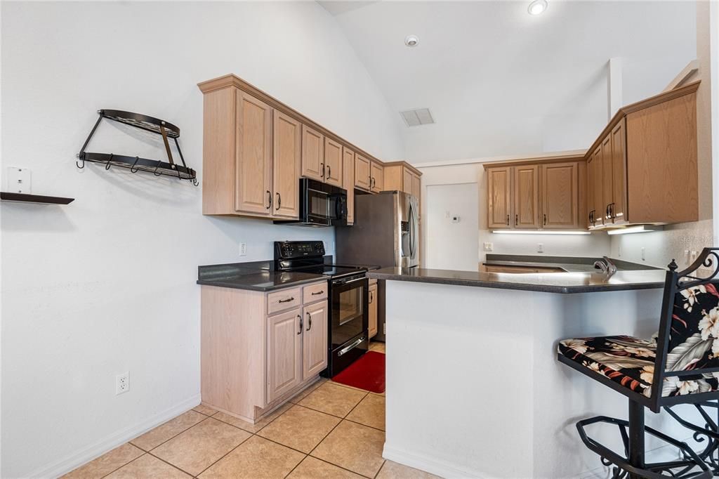 For Sale: $325,000 (3 beds, 2 baths, 1872 Square Feet)