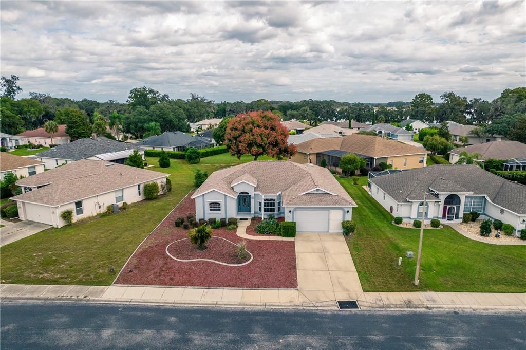 For Sale: $325,000 (3 beds, 2 baths, 1872 Square Feet)