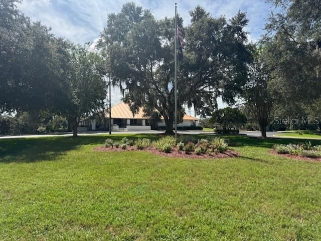 For Sale: $325,000 (3 beds, 2 baths, 1872 Square Feet)