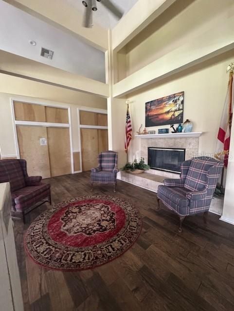 For Sale: $325,000 (3 beds, 2 baths, 1872 Square Feet)