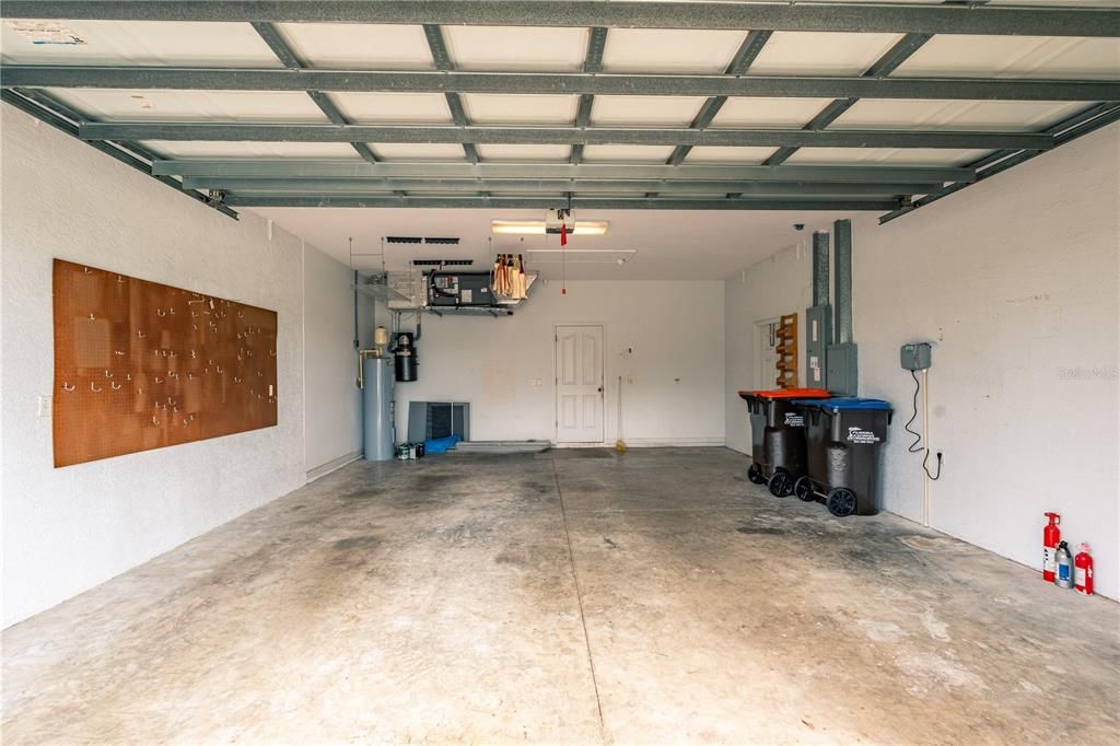 For Sale: $325,000 (3 beds, 2 baths, 1872 Square Feet)