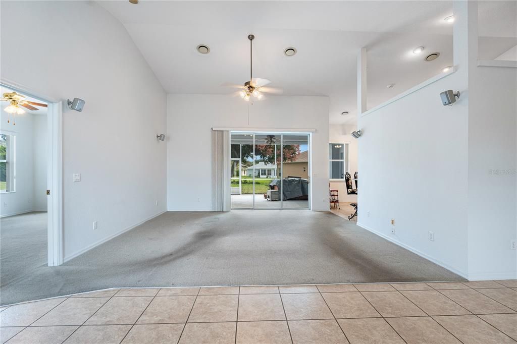 For Sale: $325,000 (3 beds, 2 baths, 1872 Square Feet)