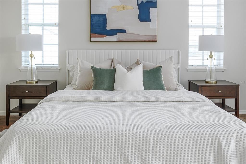 For Sale: $489,900 (4 beds, 2 baths, 2240 Square Feet)