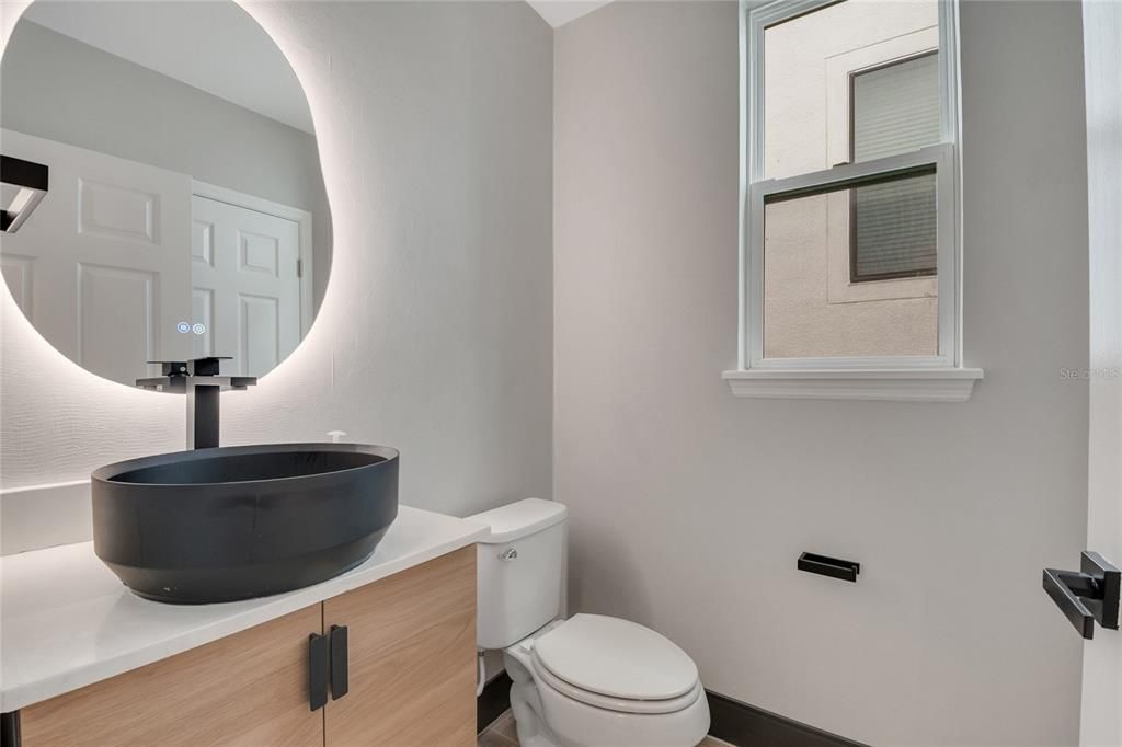 For Rent: $3,200 (3 beds, 2 baths, 2146 Square Feet)