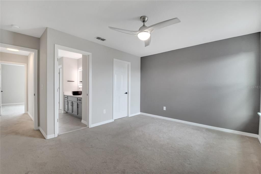 For Rent: $3,200 (3 beds, 2 baths, 2146 Square Feet)