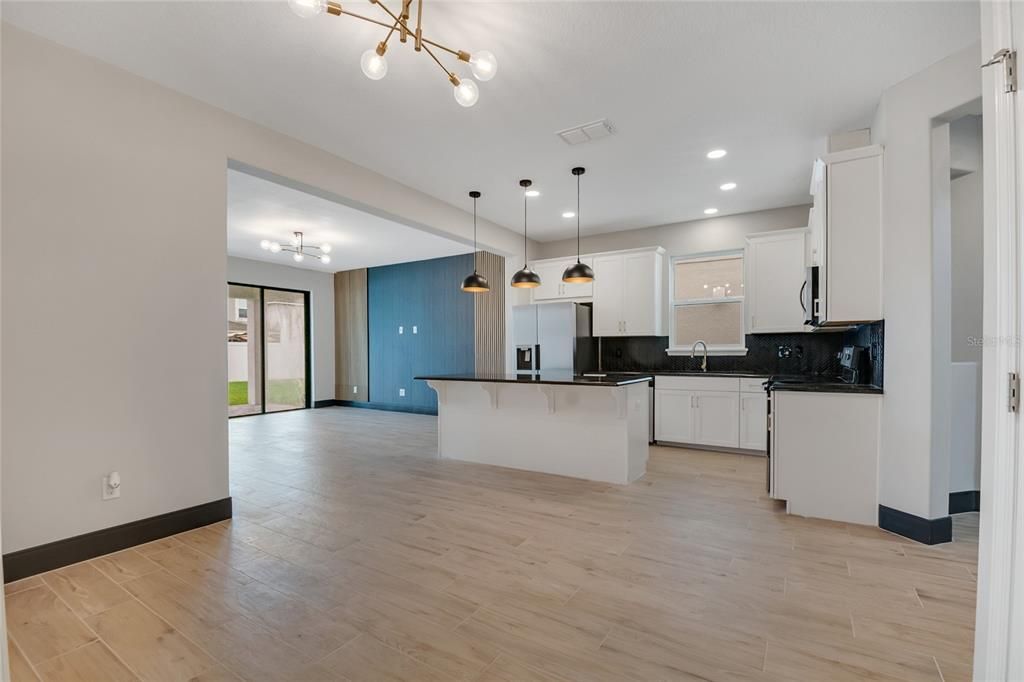 For Rent: $3,200 (3 beds, 2 baths, 2146 Square Feet)