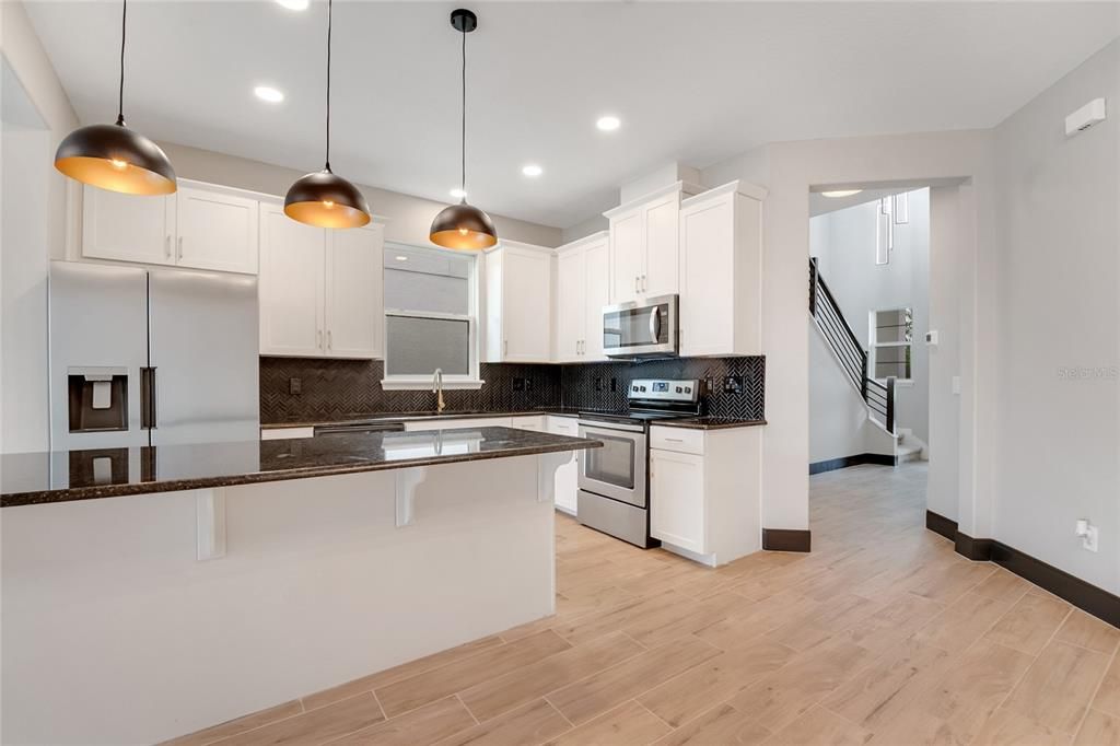 For Rent: $3,200 (3 beds, 2 baths, 2146 Square Feet)