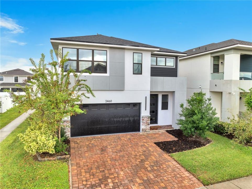 For Rent: $3,200 (3 beds, 2 baths, 2146 Square Feet)