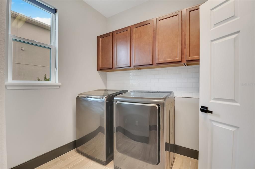 For Rent: $3,200 (3 beds, 2 baths, 2146 Square Feet)