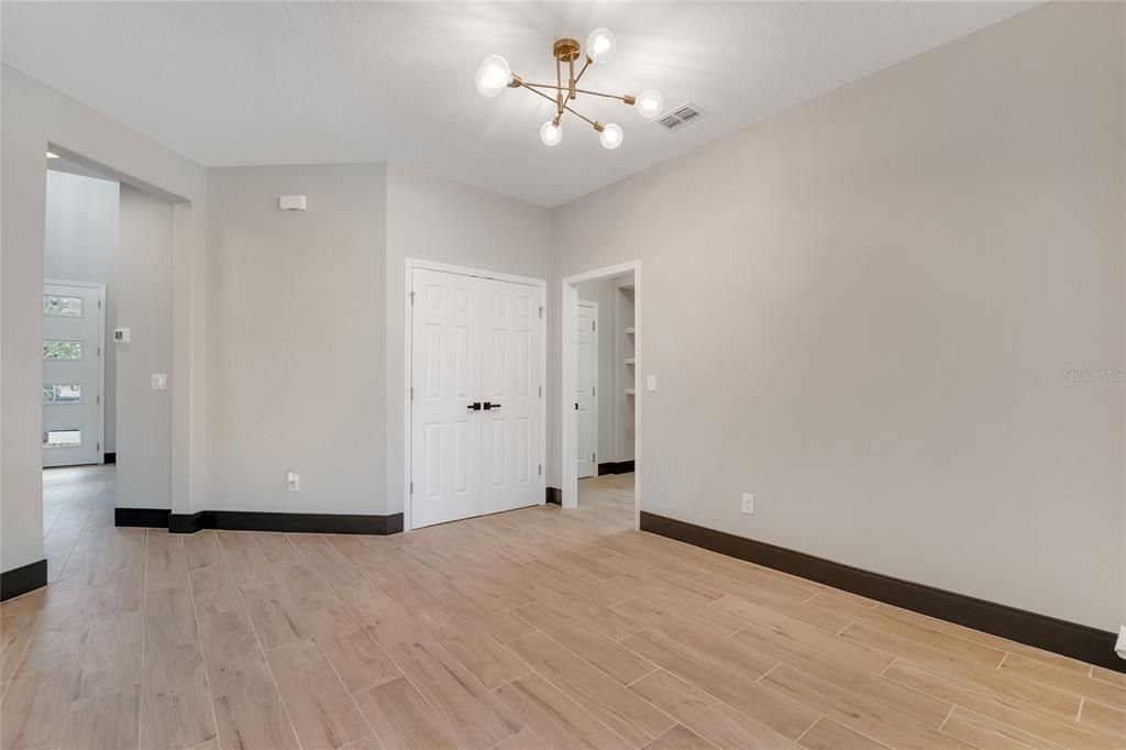 For Rent: $3,200 (3 beds, 2 baths, 2146 Square Feet)