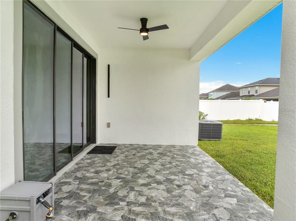 For Rent: $3,200 (3 beds, 2 baths, 2146 Square Feet)