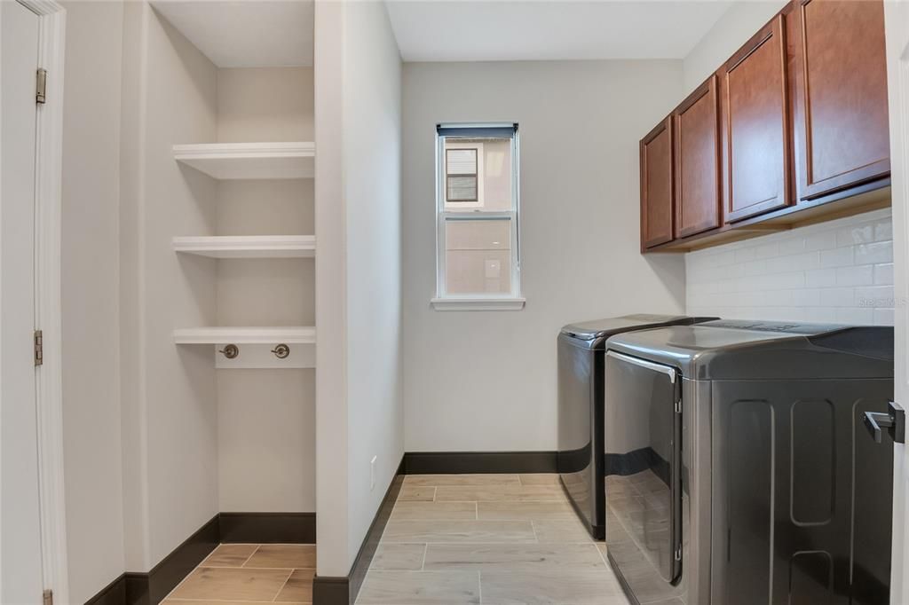 For Rent: $3,200 (3 beds, 2 baths, 2146 Square Feet)