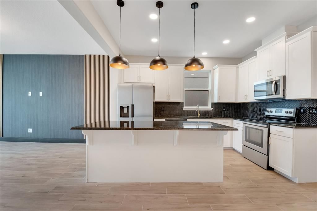 For Rent: $3,200 (3 beds, 2 baths, 2146 Square Feet)