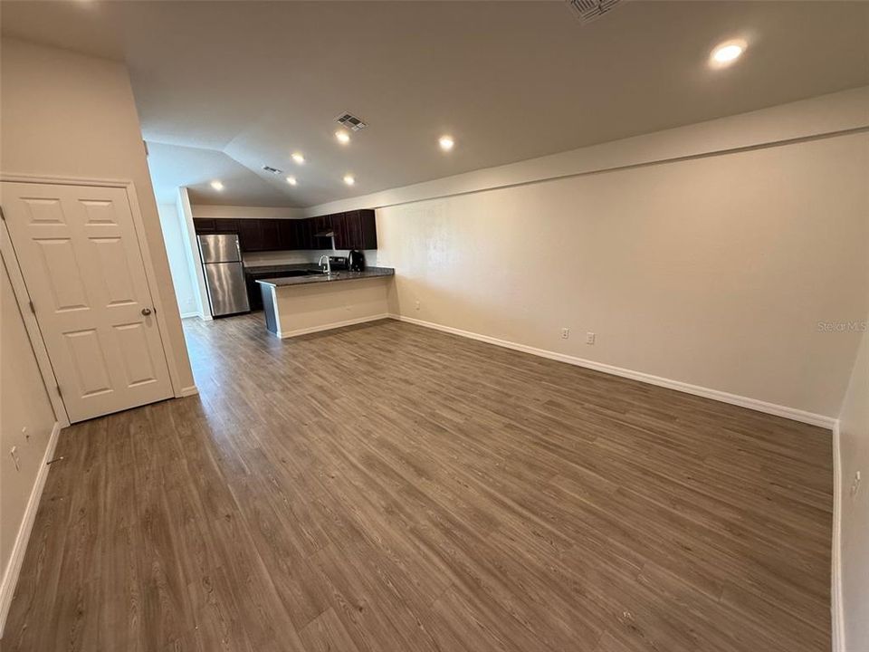 For Rent: $1,790 (2 beds, 2 baths, 1043 Square Feet)