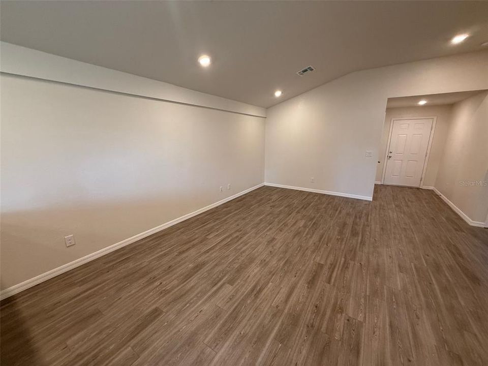 For Rent: $1,790 (2 beds, 2 baths, 1043 Square Feet)