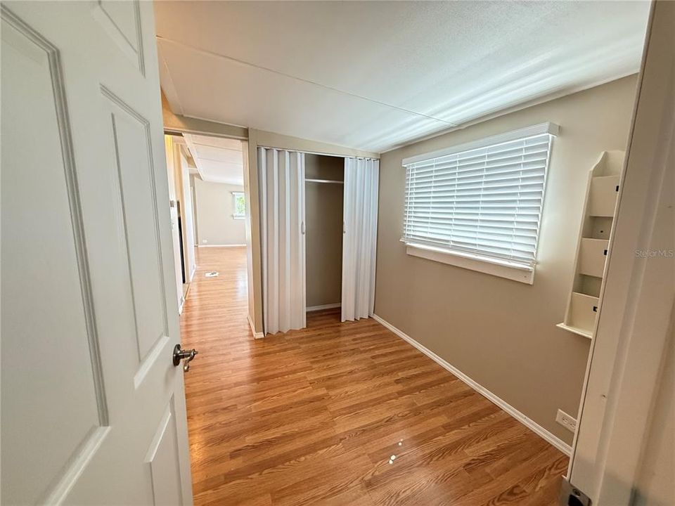 For Sale: $110,000 (2 beds, 2 baths, 1181 Square Feet)