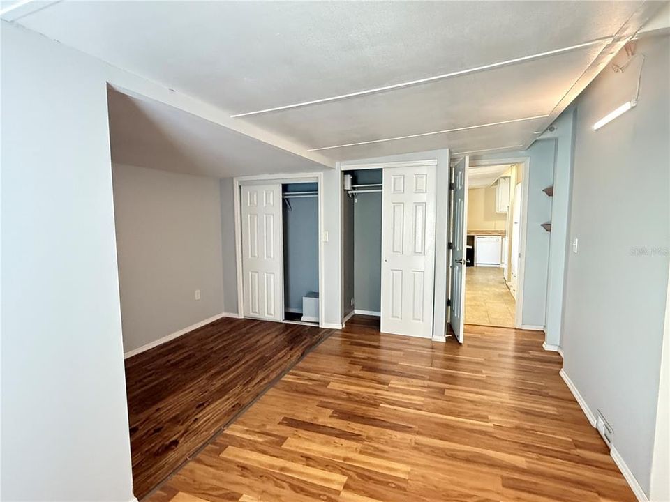 For Sale: $110,000 (2 beds, 2 baths, 1181 Square Feet)