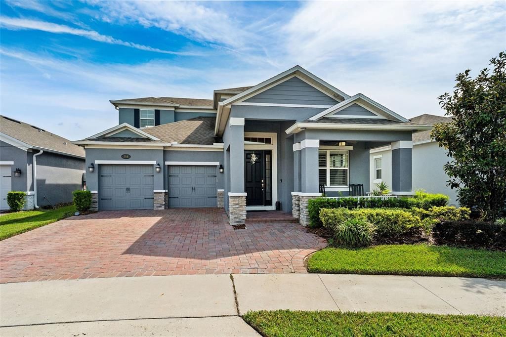 Active With Contract: $879,000 (4 beds, 3 baths, 3145 Square Feet)