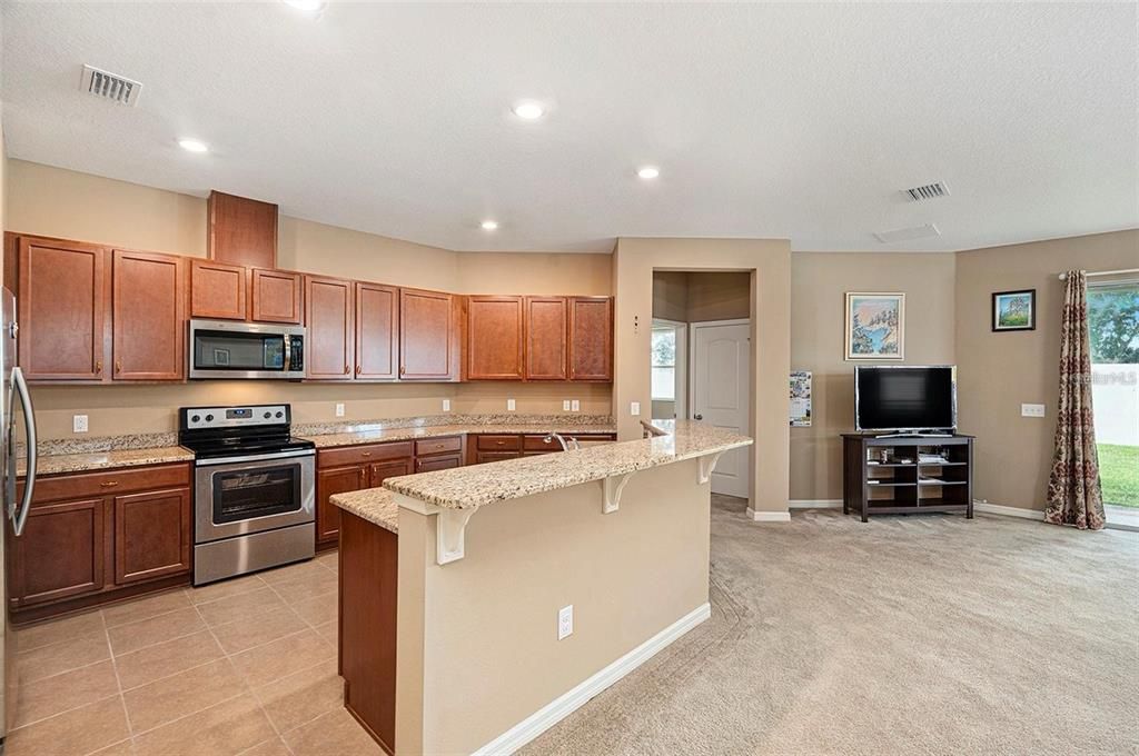 For Sale: $479,000 (4 beds, 2 baths, 1993 Square Feet)