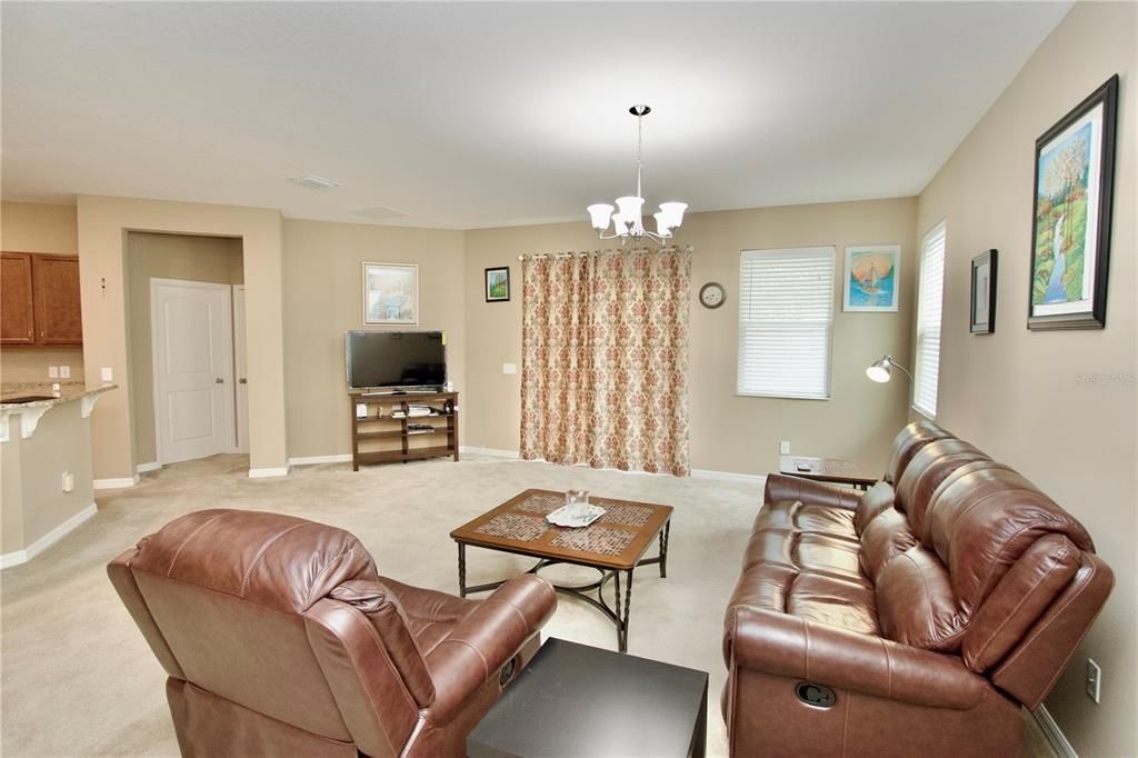 For Sale: $479,000 (4 beds, 2 baths, 1993 Square Feet)