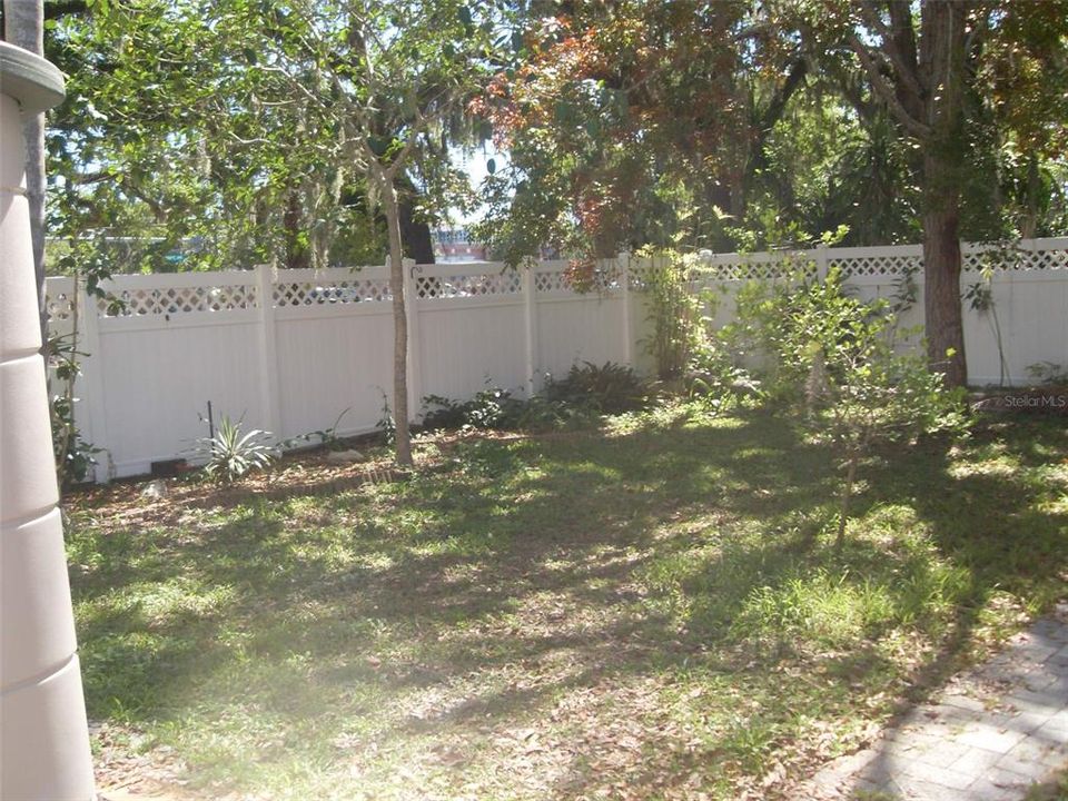 В аренду: $1,750 (2 спален, 1 ванн, 1955 Квадратных фут)