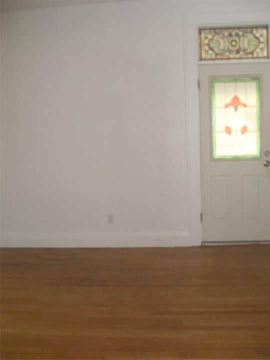 В аренду: $1,750 (2 спален, 1 ванн, 1955 Квадратных фут)