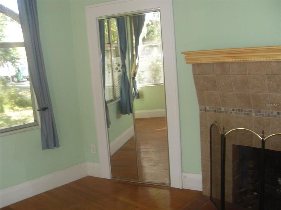 В аренду: $1,750 (2 спален, 1 ванн, 1955 Квадратных фут)