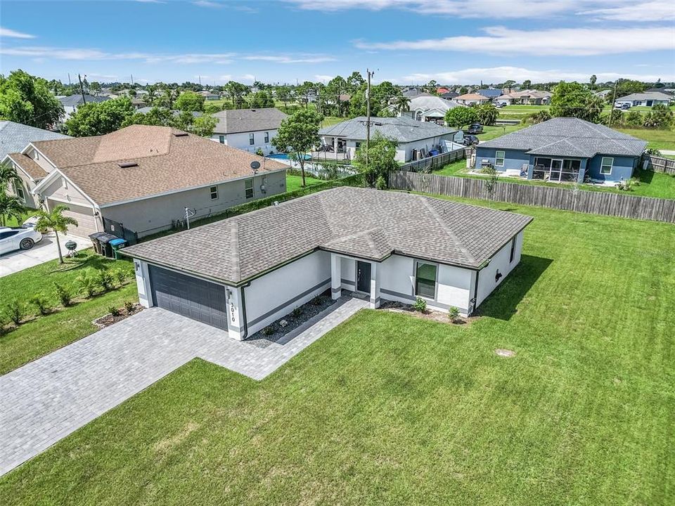 待售: $299,000 (3 贝兹, 2 浴室, 1143 平方英尺)