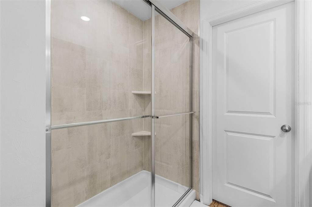 待售: $299,000 (3 贝兹, 2 浴室, 1143 平方英尺)