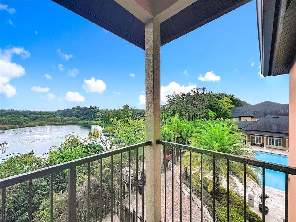 Activo con contrato: $164,995 (1 camas, 1 baños, 713 Pies cuadrados)