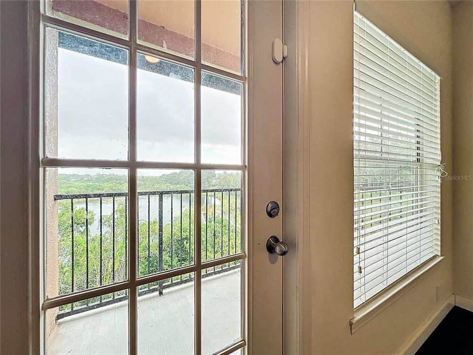 Activo con contrato: $164,995 (1 camas, 1 baños, 713 Pies cuadrados)