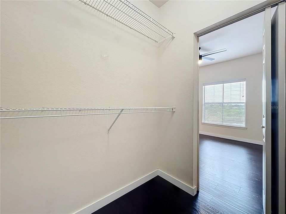 Activo con contrato: $164,995 (1 camas, 1 baños, 713 Pies cuadrados)