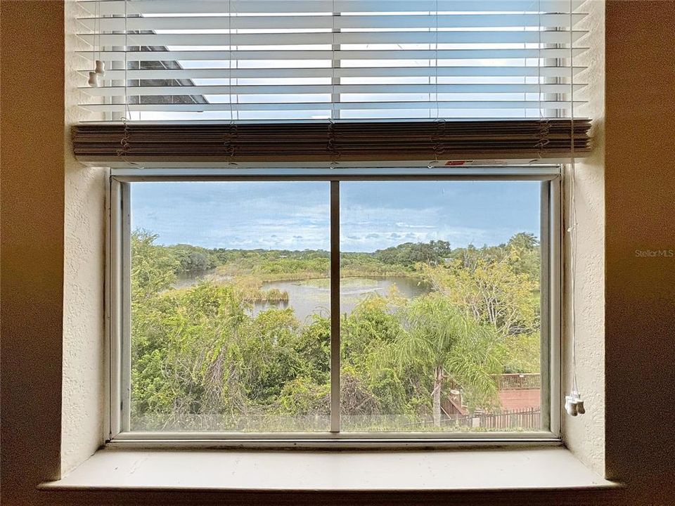 Activo con contrato: $164,995 (1 camas, 1 baños, 713 Pies cuadrados)