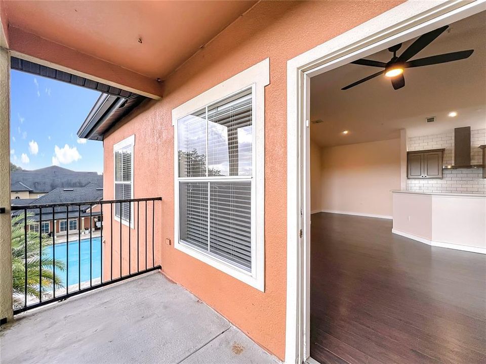 Activo con contrato: $164,995 (1 camas, 1 baños, 713 Pies cuadrados)