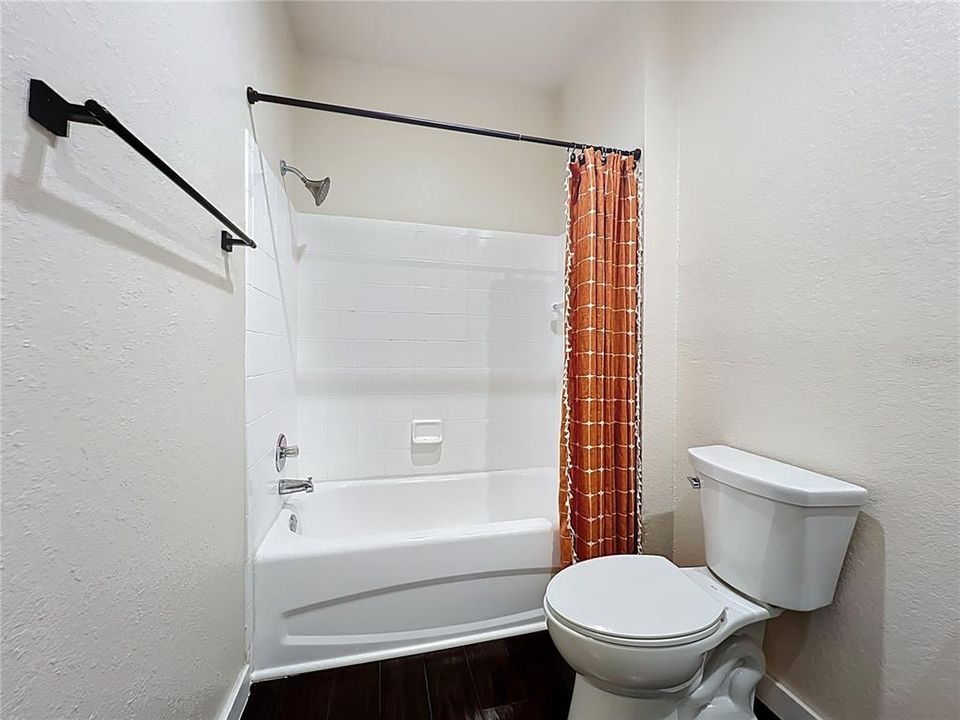 Activo con contrato: $164,995 (1 camas, 1 baños, 713 Pies cuadrados)