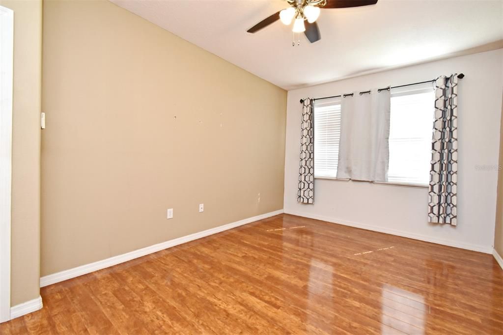 For Sale: $310,000 (3 beds, 2 baths, 1764 Square Feet)