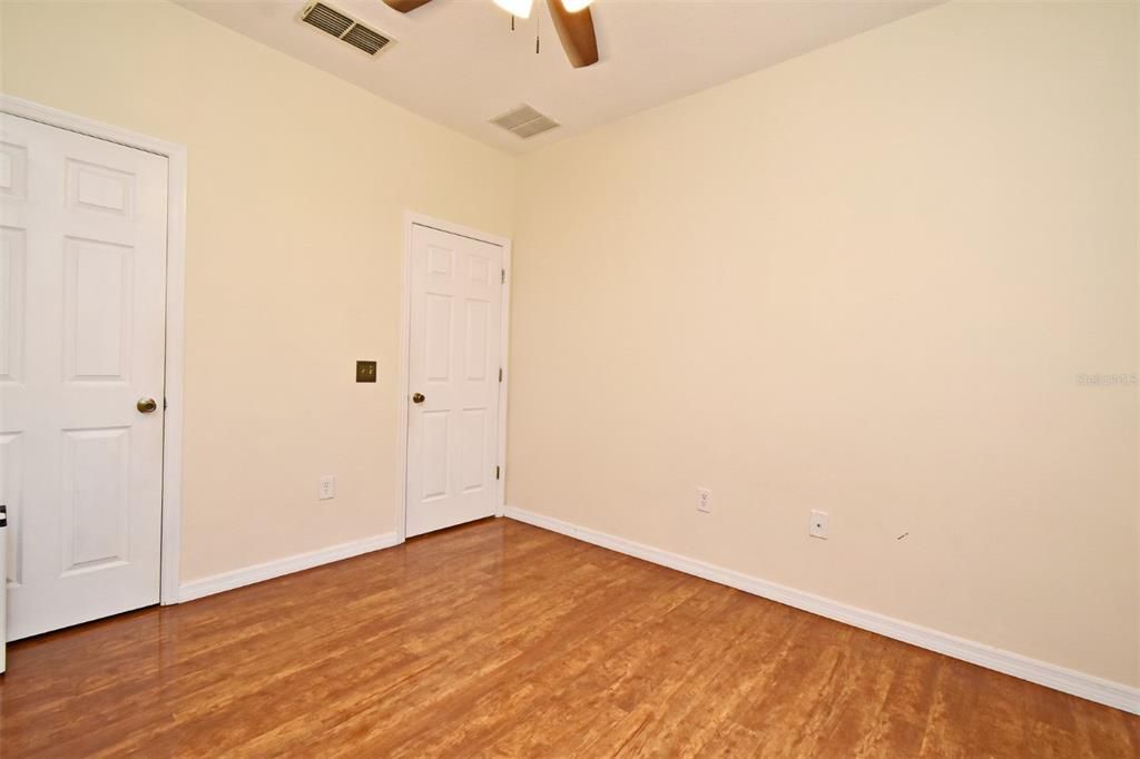 For Sale: $310,000 (3 beds, 2 baths, 1764 Square Feet)