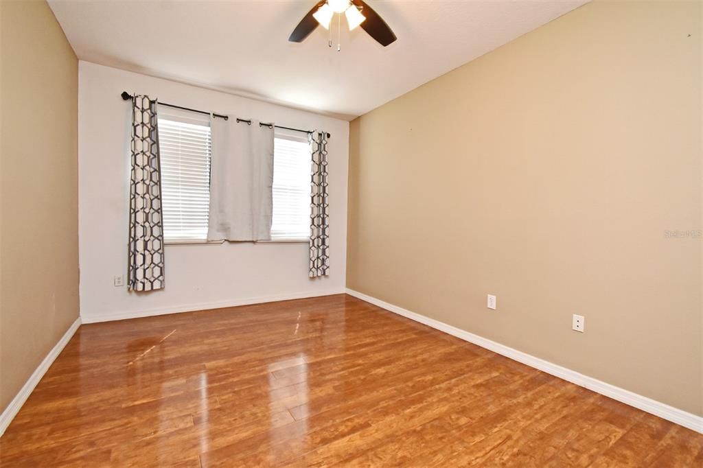 For Sale: $310,000 (3 beds, 2 baths, 1764 Square Feet)